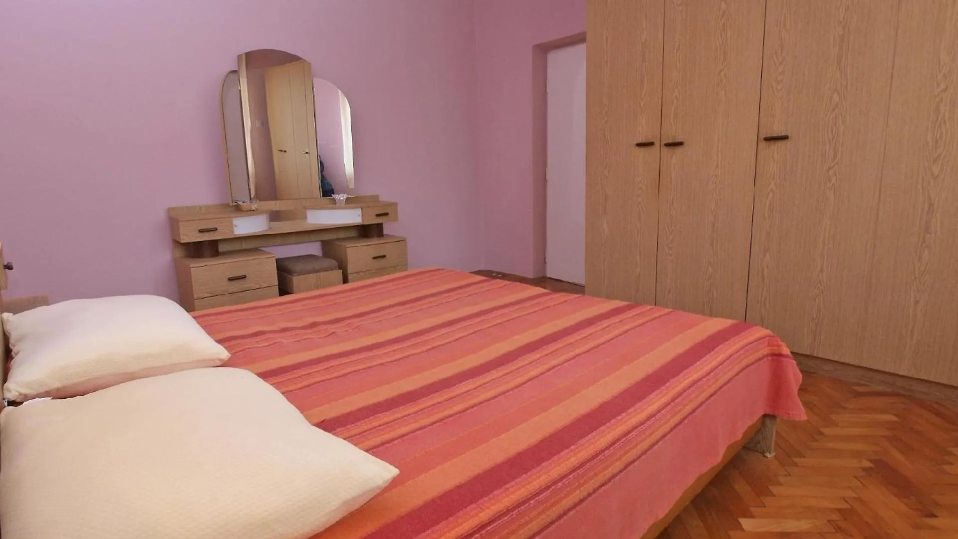 Apartment Ferienwohnung Fuer 7 Personen Ca 90 Qm In Pula, Istrien Istrische Riviera